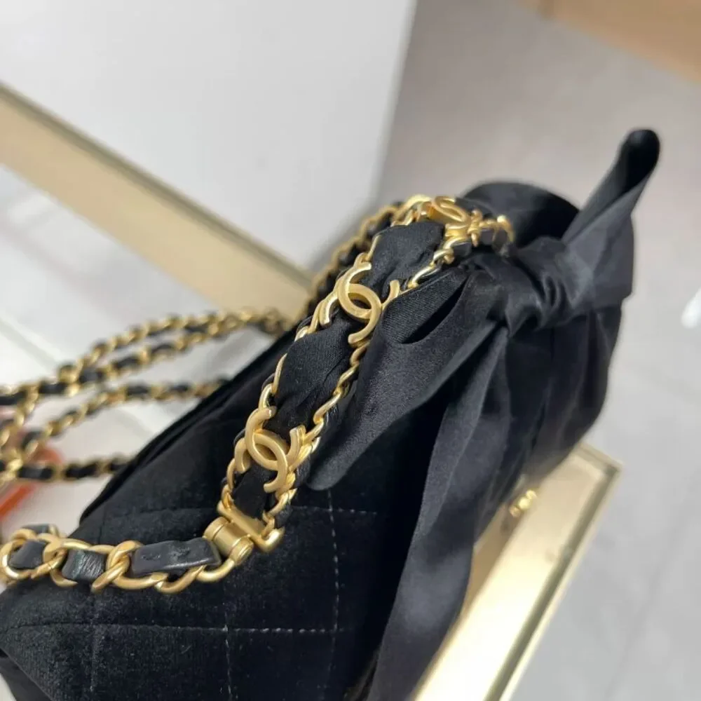 Chanel Women Pre-Loved Bag Very Good Condition